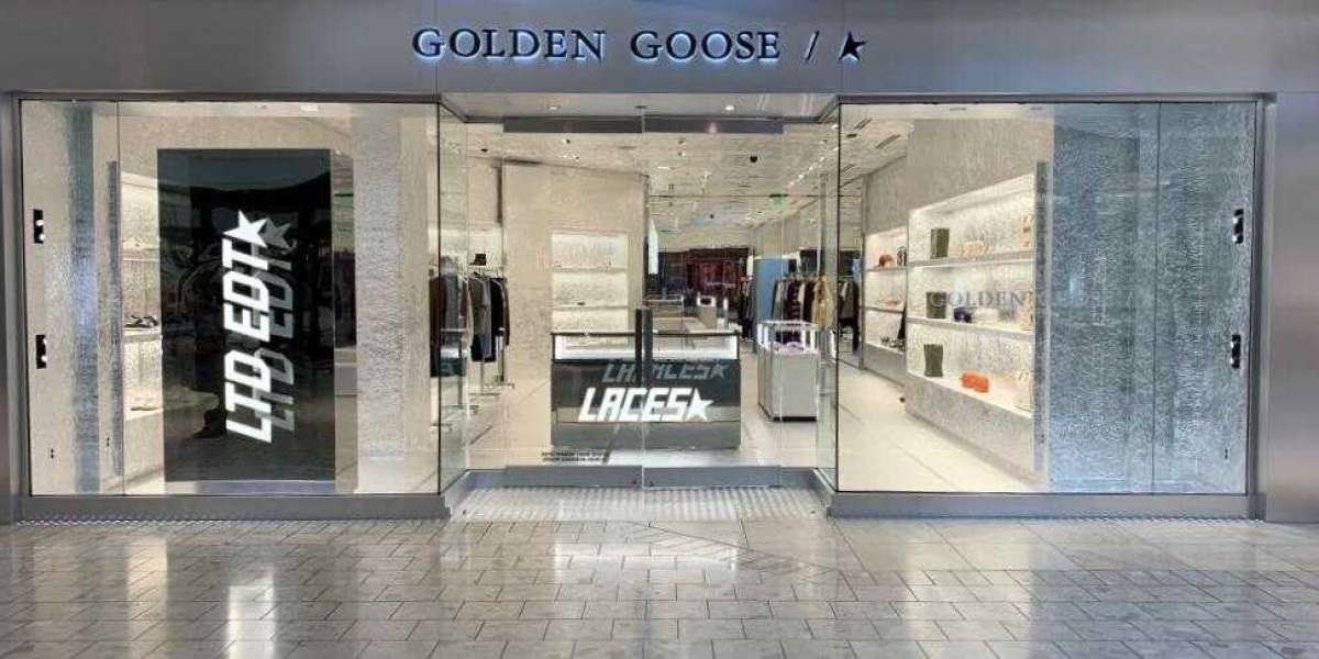 regular-fit sweatshirt in Golden Goose Sneaker Sale bright blue technical