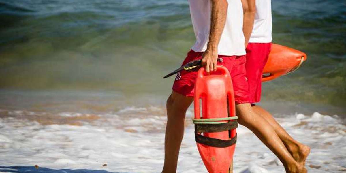 SurfSafe Certification: Lifeguard Courses Around the Corner